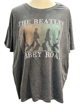 The Beatles Abbey Road Graphic Tee #429